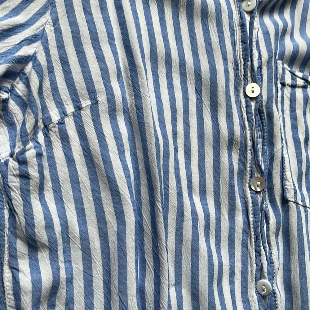 Talent tie button down - Picture 3 of 3